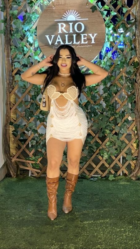Layanne Abelha 2