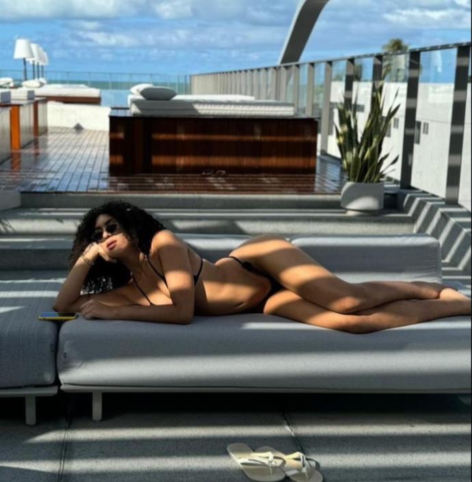 Mirella Shutz 6