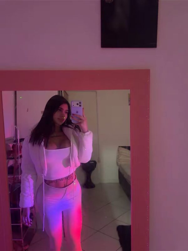 Jade Ninfeta 9