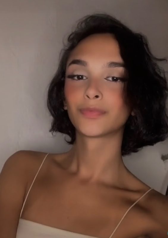 Novinha 23cm - Sem Local 5