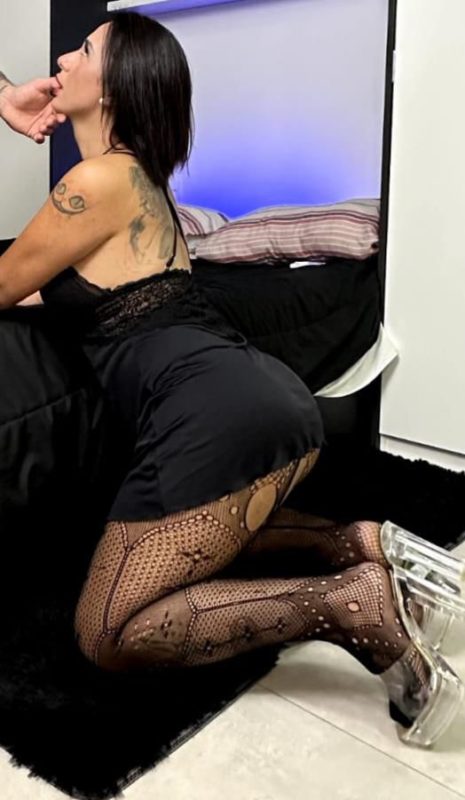 Ariella Fox 89