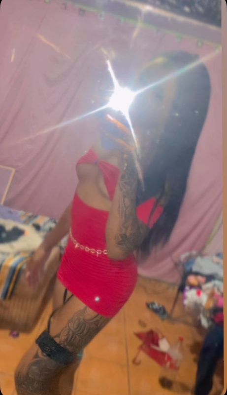Morena Tatuada 29