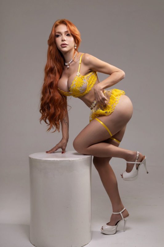 Victoria Mancini 17