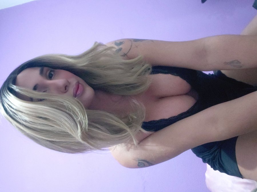 Ariella Fox