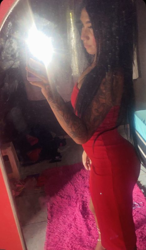 Morena Tatuada 28
