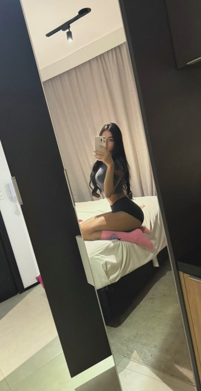 Emanuelle Martins 9