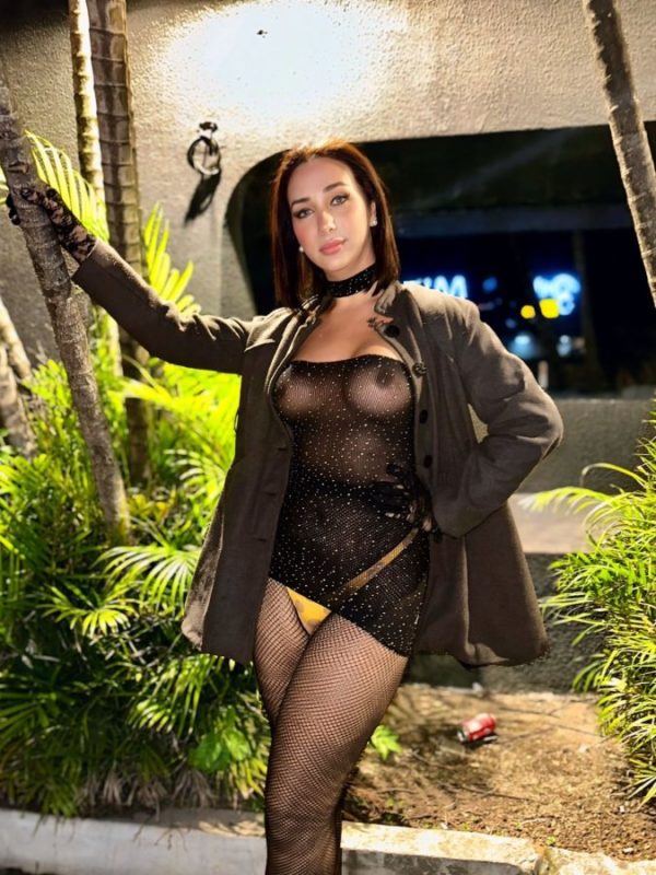 Ariella Fox 71