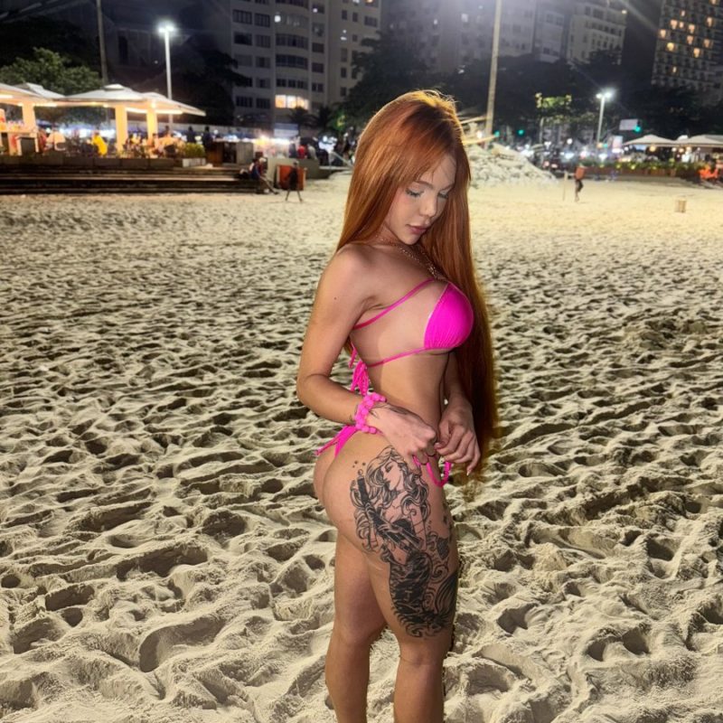 Lara Rodrigues 10