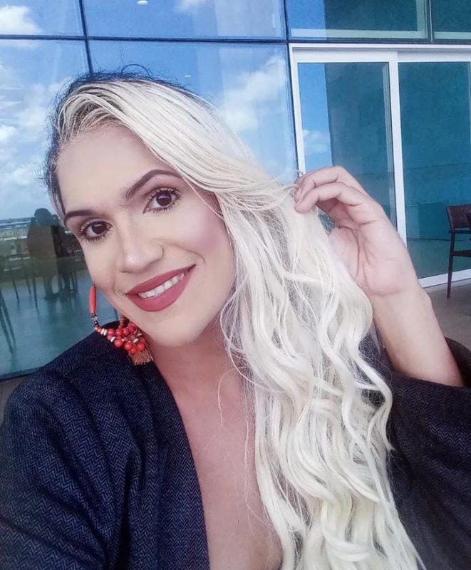 Bruna Blond 8