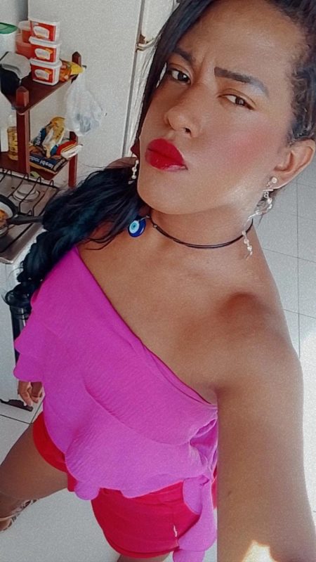Nandynha Lovet 18