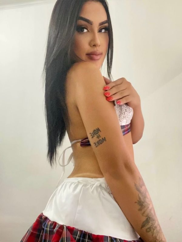 Diellyn Tavares 4