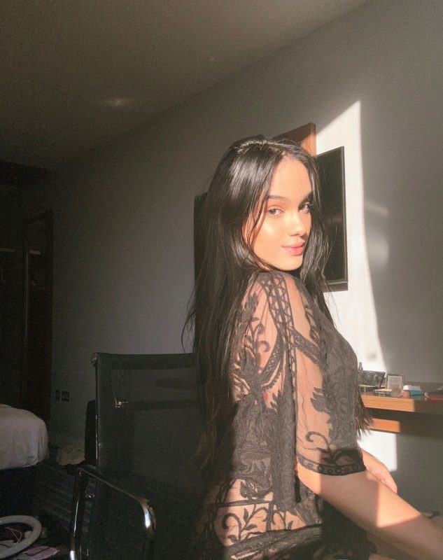 Lia Lima 26