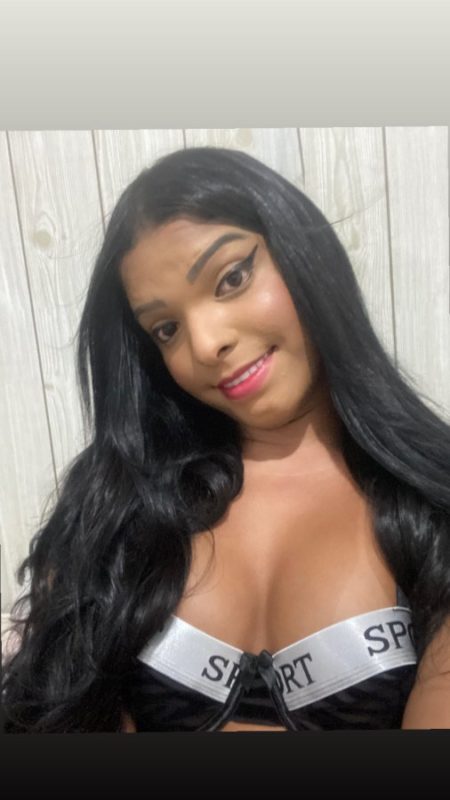 Leticia Amorim 23