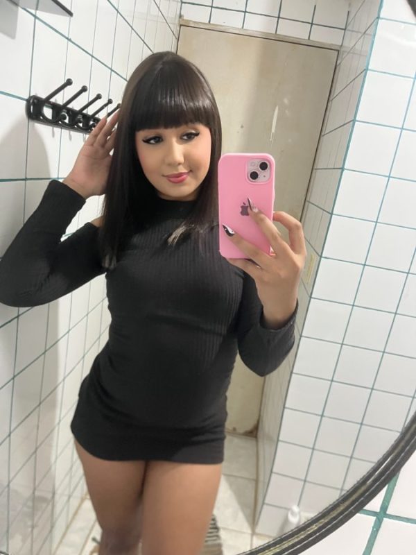 Julia Santos 8