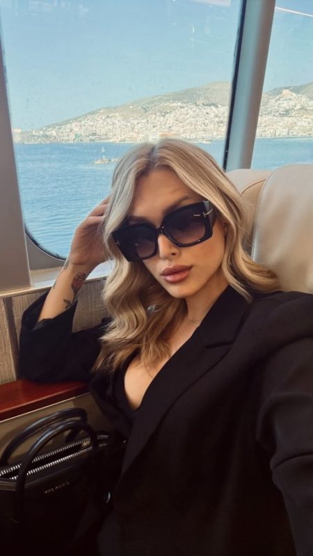 Isadora 16