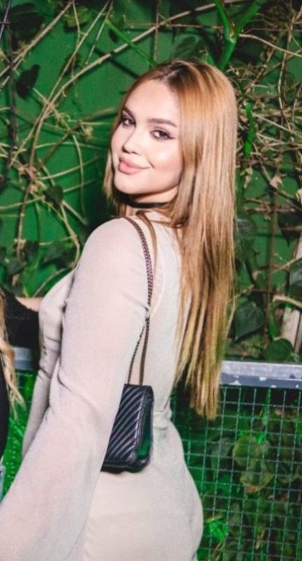 Mariana Moskov 1