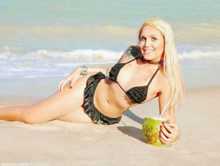 Bruna Blond 4
