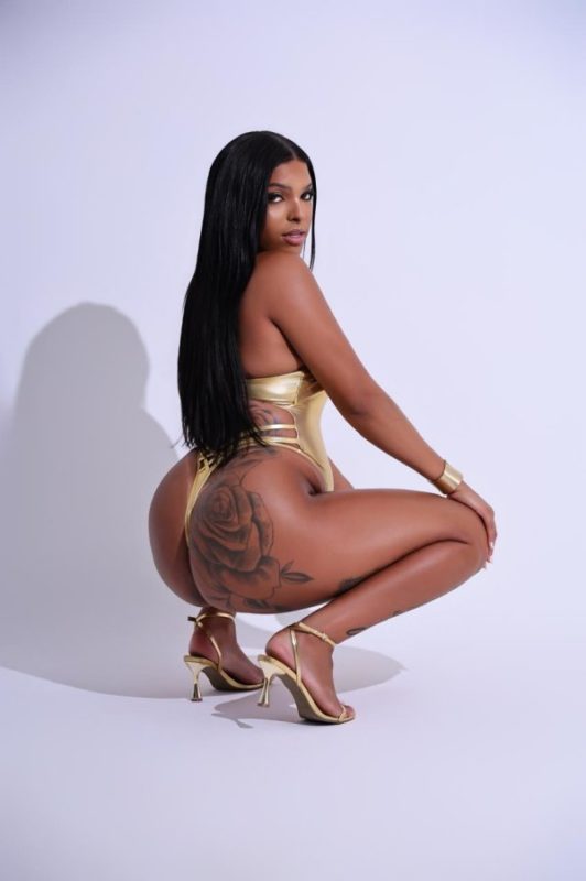 Leticia Amorim 12