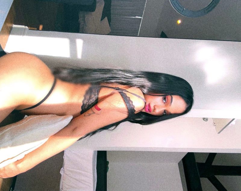 Lia Lima 18
