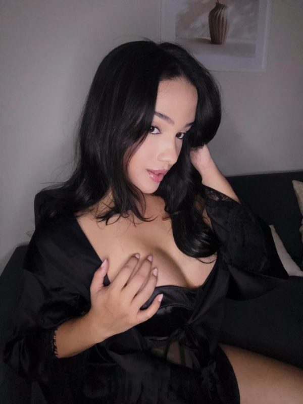 Lia Lima 2