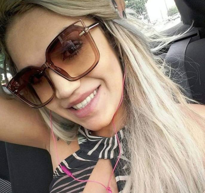 Bruna Blond 6