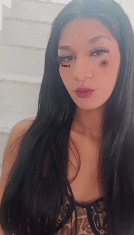 Natasha Della Costa 6