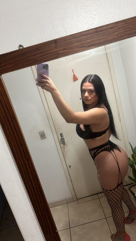 Ariela Belly 11