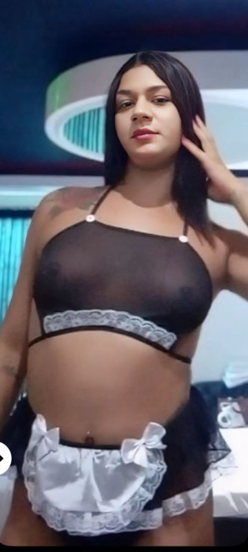 Natasha Della Costa 1