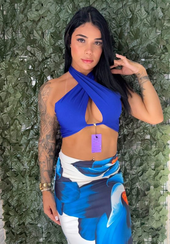 Yara Bueno 18