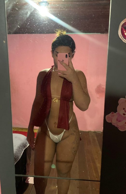Vivian Pamplona 16