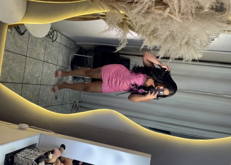 Jessica Indiazinha 24
