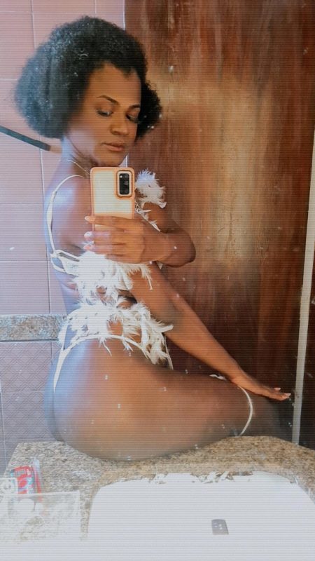 Africana Dotada 3