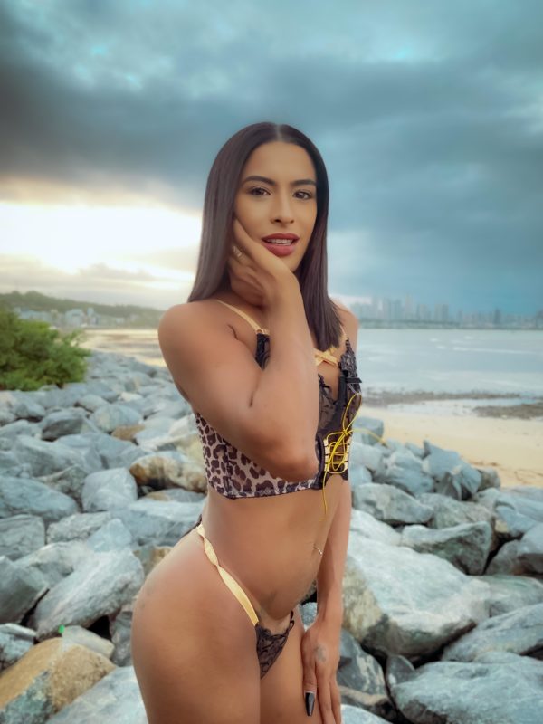 Thassia Muniz 8