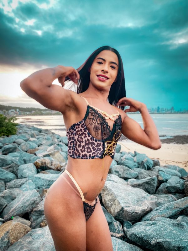 Thassia Muniz 4