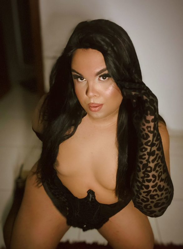 Nicole Cavalona 9