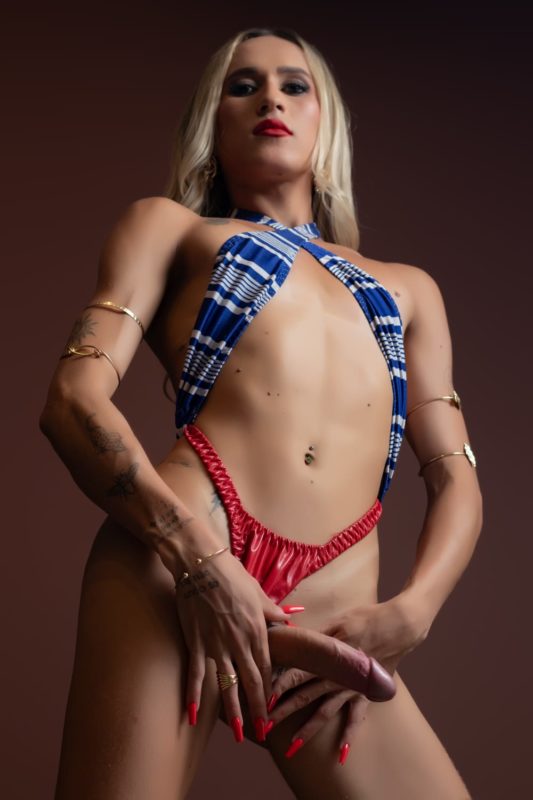 Lara Silva 54