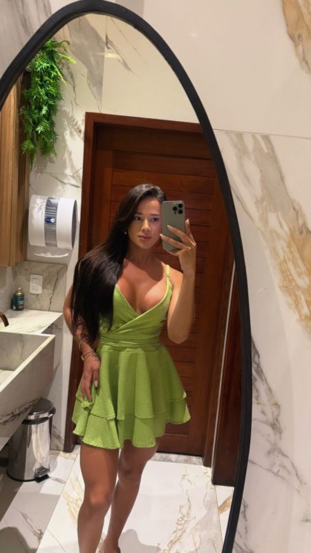 Larissa Santos 19