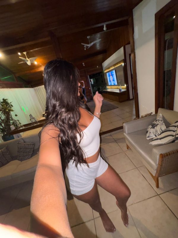 Gaby Santos 28