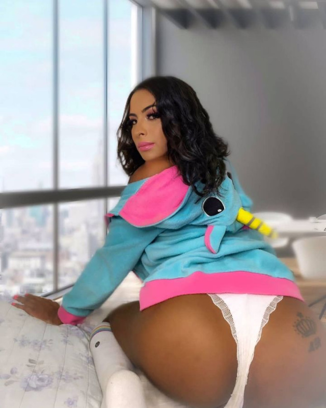 Thassia Muniz 11