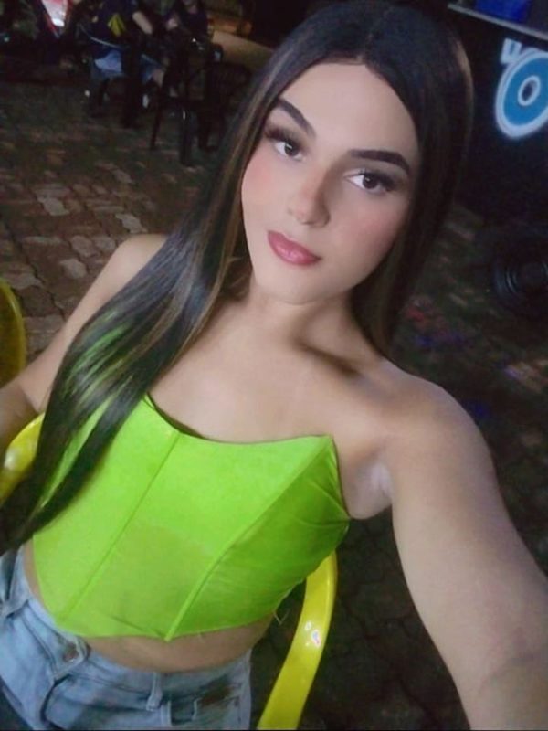 Melissa Oliveira 17