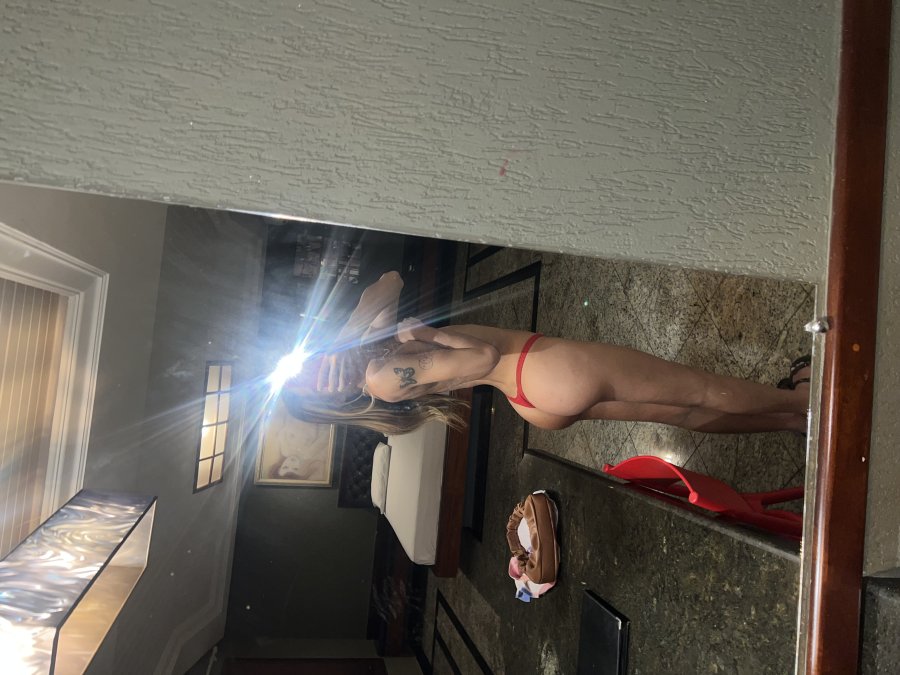 Lara Silva 25