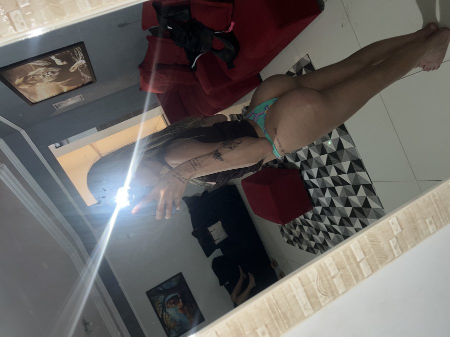 Lara Silva 3