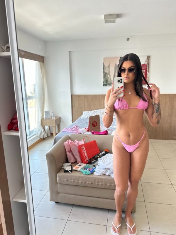 Daryelly Santos 22