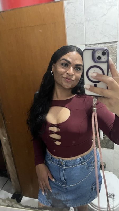 Claudia Souza 2