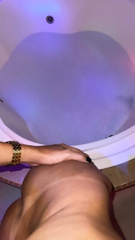 Mirella Queiroz 2