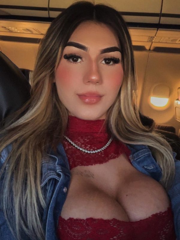 Chloe Rezende 5
