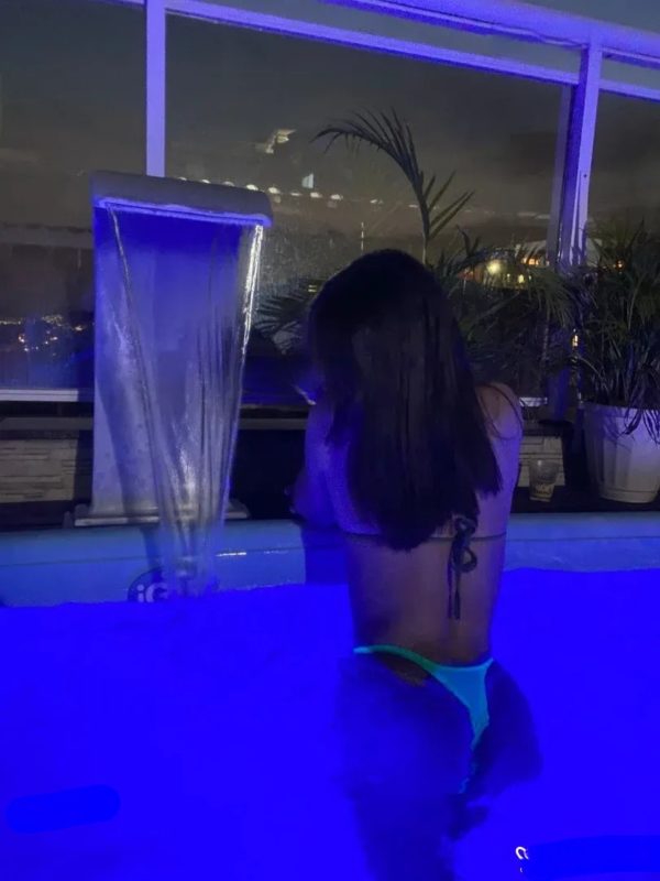 Ayla Oliver 2