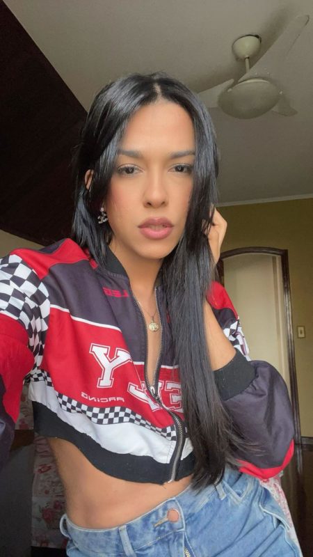 Mirella Queiroz 7