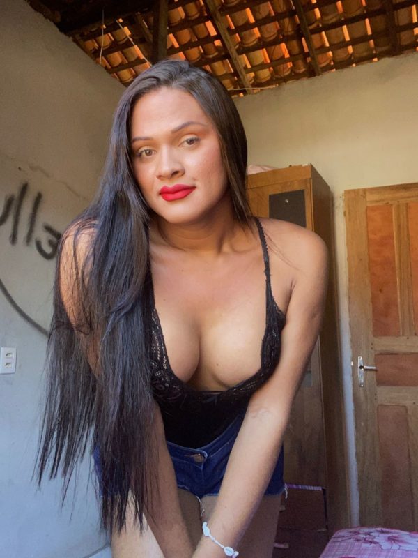 Kamylla Prazer 19