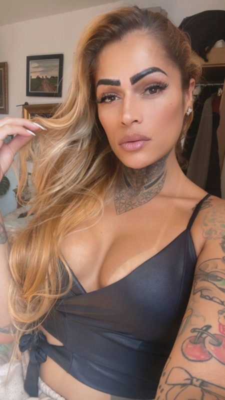 Emanuelle Machado 40